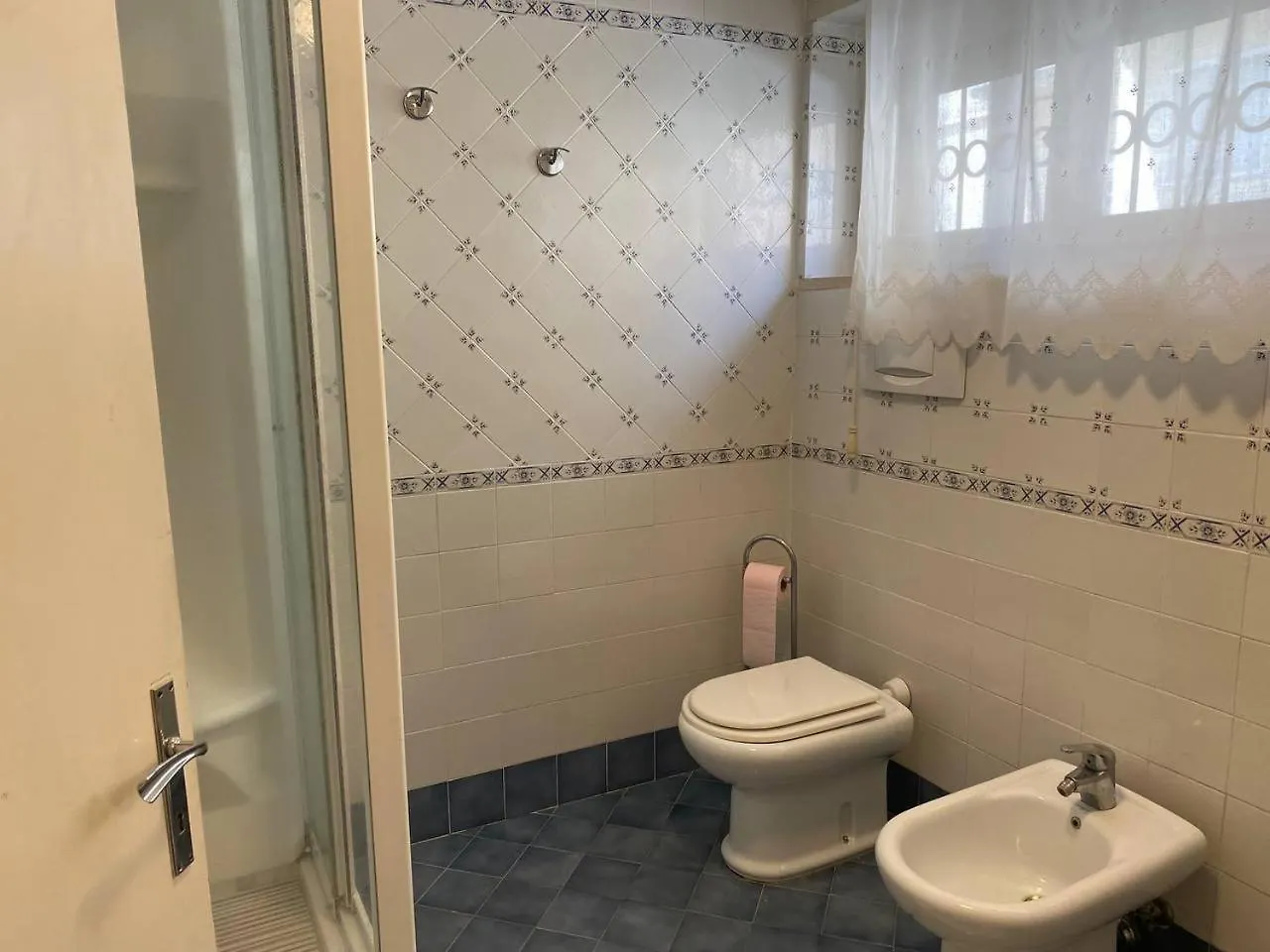 Maremma Holidays:Shabby Home Follonica Italy